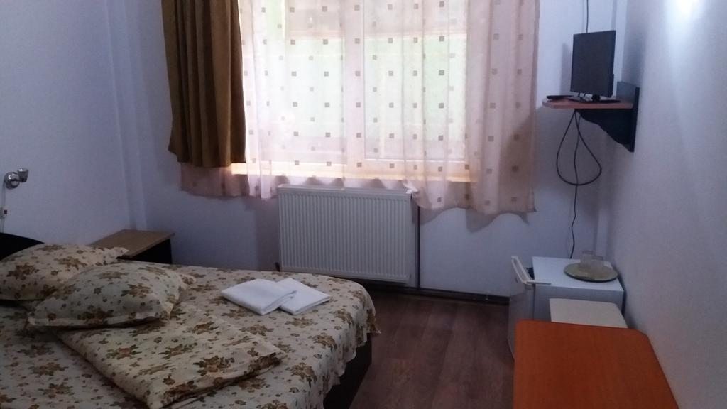 Pensiunea Argus Băile Herculane Exterior foto